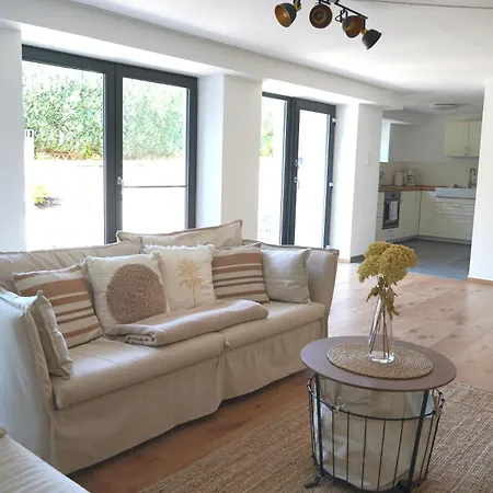 Schwalbennest Apartment *
